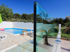 Modern Apartment in Bibinje with Pool